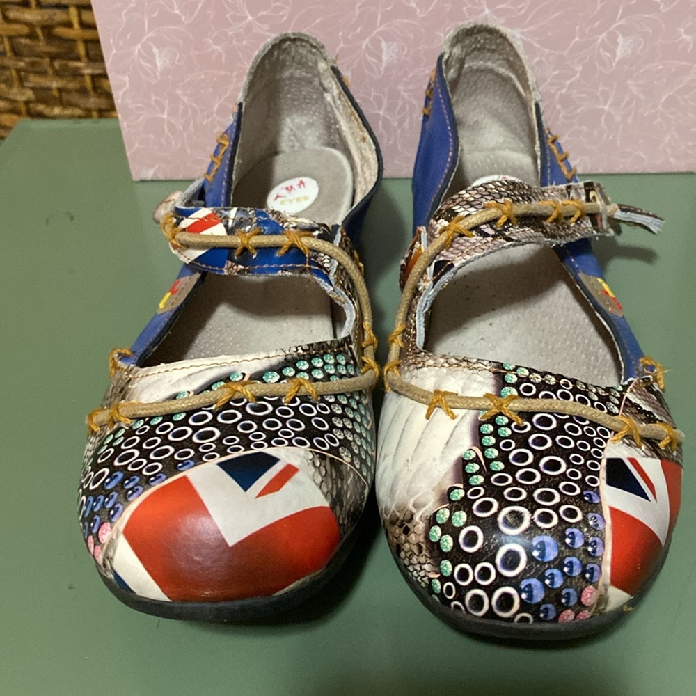 EUC TMA Eyes blue red colorful Mary Jain Flats made for Germany 8 - Picture 3 of 10